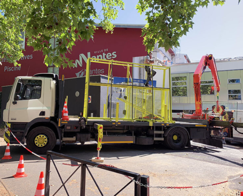 Remplacement de vitres en hauteur pour la crèche de Petit Port à Nantes Métropole (44) - Menuiserie Miroiterie Nantaise - Dépannage en vitrerie et miroiterie à Nantes et Ancenis en Loire-Atlantique (44)