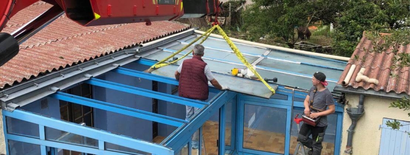 Remplacement de vitrage sur toiture de véranda à Bouguenais (44) - Menuiserie Miroiterie Nantaise - Dépannage en vitrerie et miroiterie à Nantes et Ancenis en Loire-Atlantique (44)